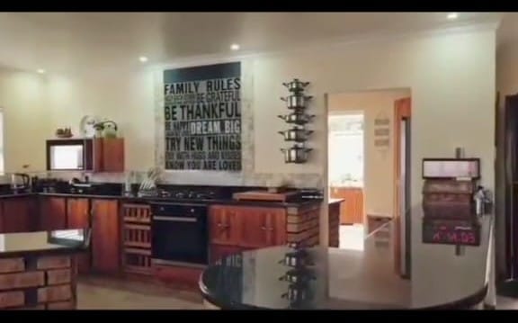 To Let 4 Bedroom Property for Rent in Winterstrand Eastern Cape